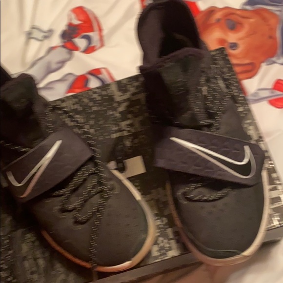 Lebron 14 black ice